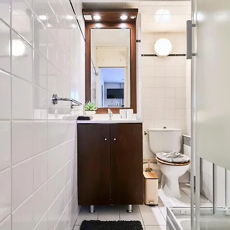 Elegant And Cozy Vauban *