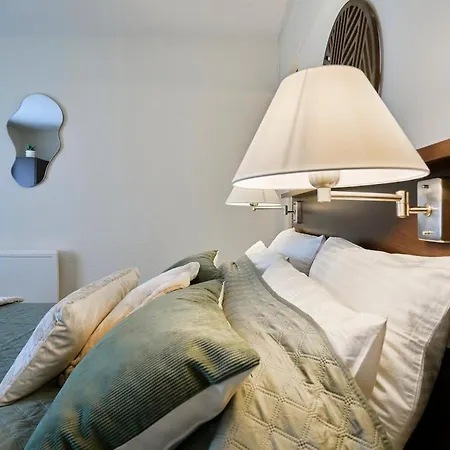 Elegant And Cozy Vauban Lilla